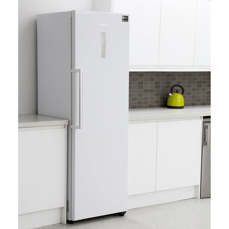 Samsung RZ32M7120WW/EU, Tall Freezer A+ Rating in White Costco UK