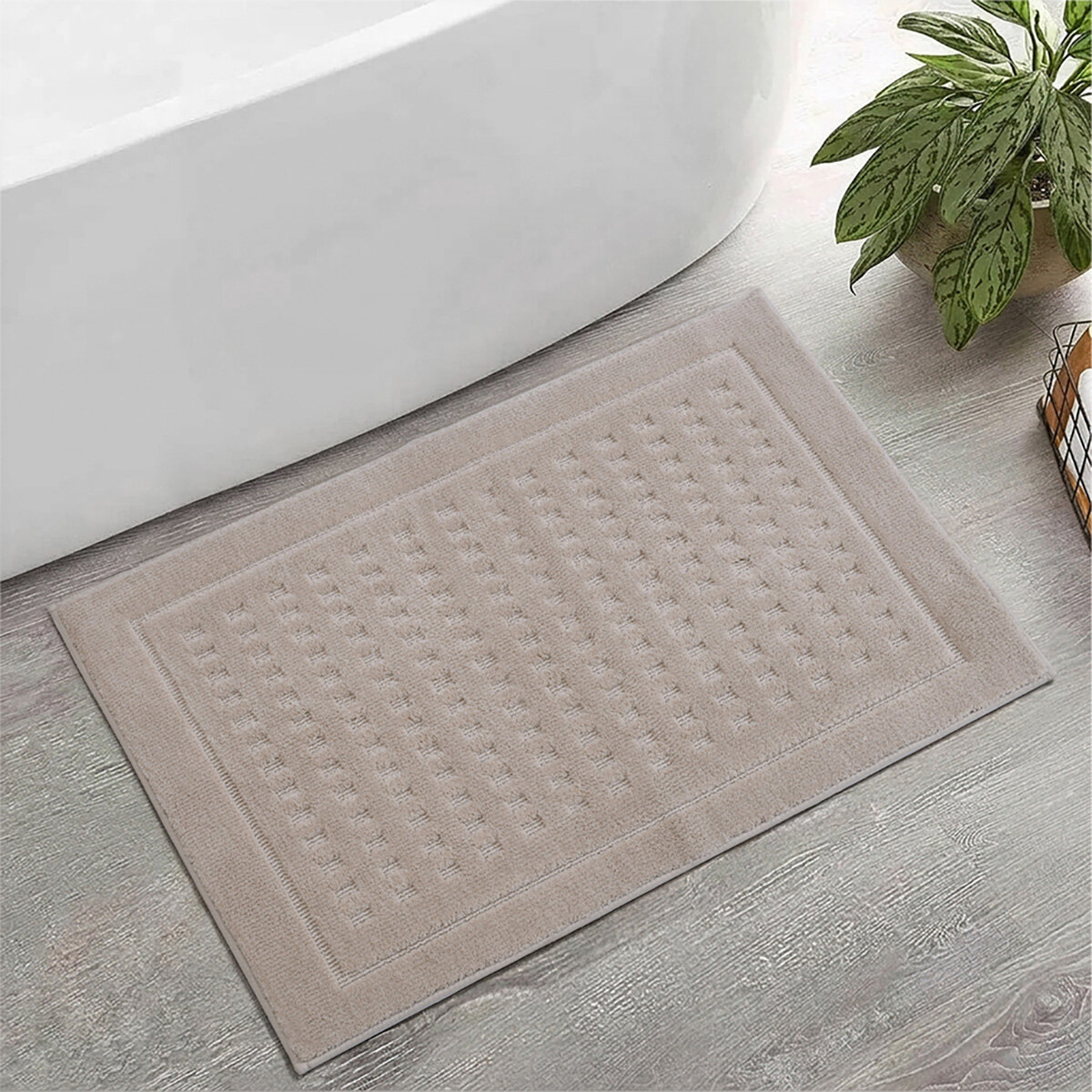 Whitley Willows Bath Mat in Taupe, 91 x 60 cm Whitley Willows Bath Mat in Taupe, 91 x 60 cm