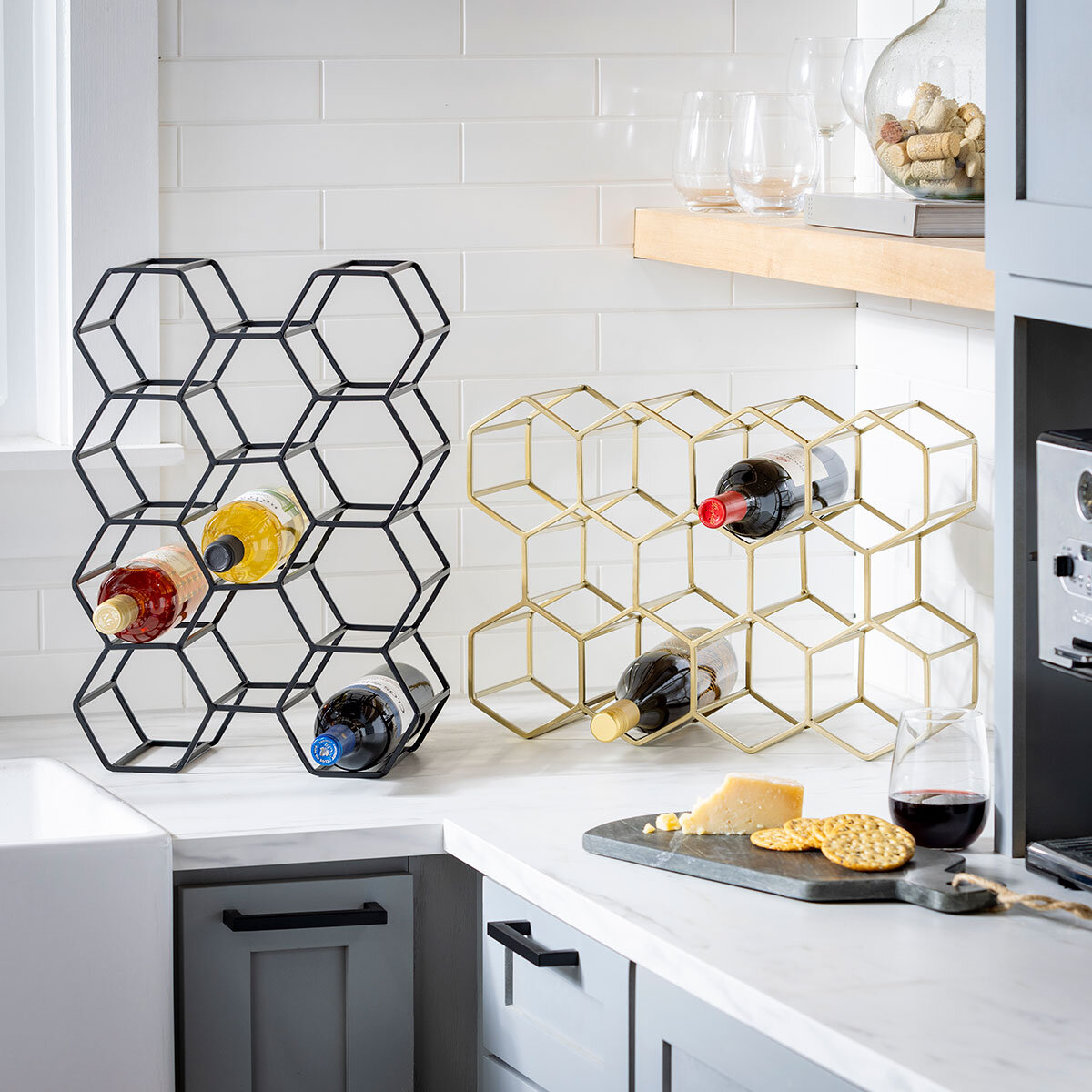 Evergreen 11 bottle wine rack holder