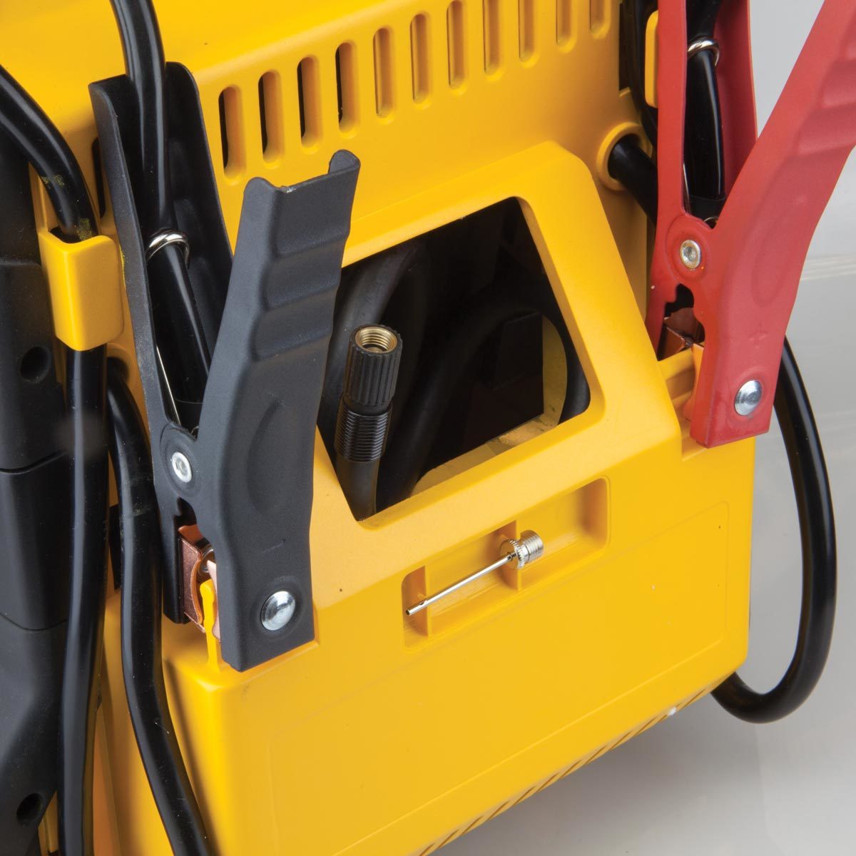 CAT 1000 Peak Amp Professional Jump Starter and Compressor Costco UK