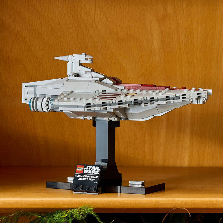 LEGO Star Wars Acclamator-Class Assault Ship - Model 75404 (18+ Years)