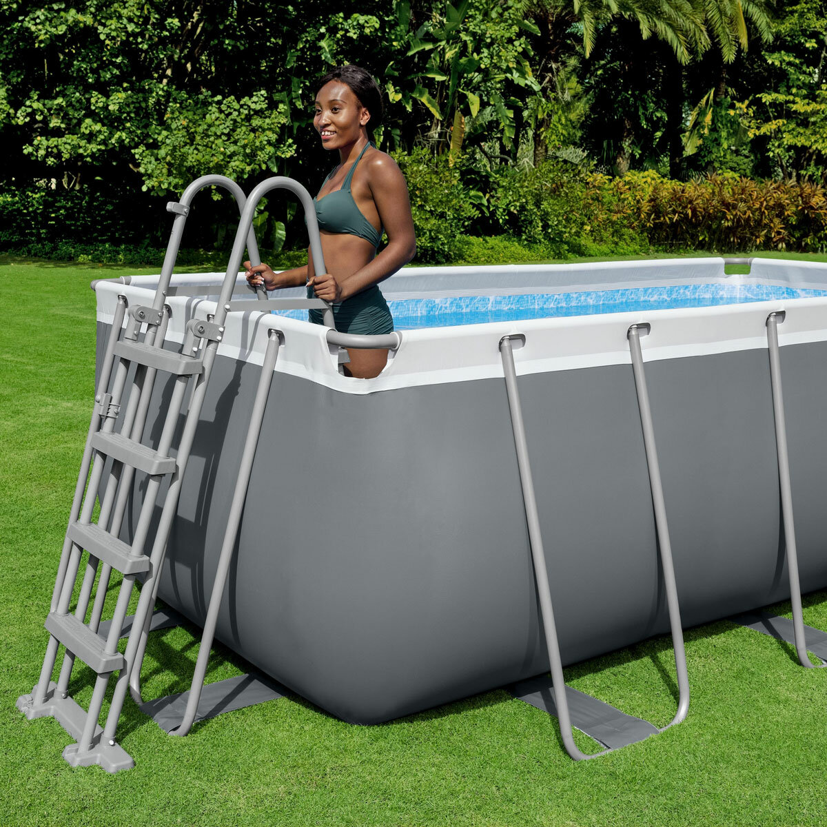 Bestway 13'6" x 6'7" x 48" Steel Pro MAX Rectangular Pool Set