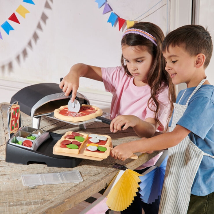 Ooni Toy Pizza Oven Lifestyle Image
