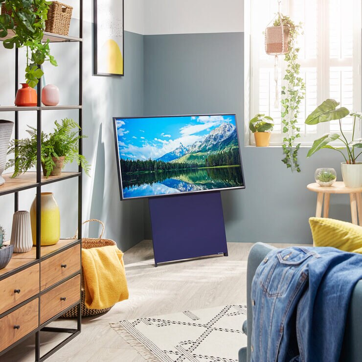 Samsung QE43LS05TCUXXU, The Sero, 43 Inch QLED 4K Ultra HD Smart TV