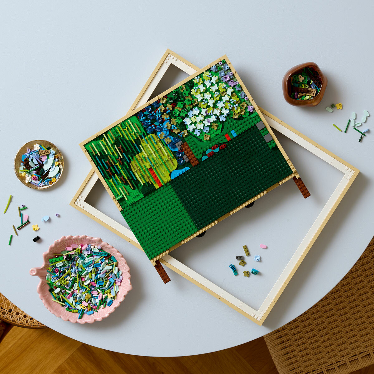 LEGO Art Claude Monet - Bridge over a Pond of Water Lilies - Model 31220 (18+ Years)
