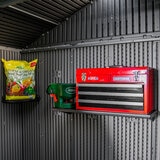 Adjustable shelving