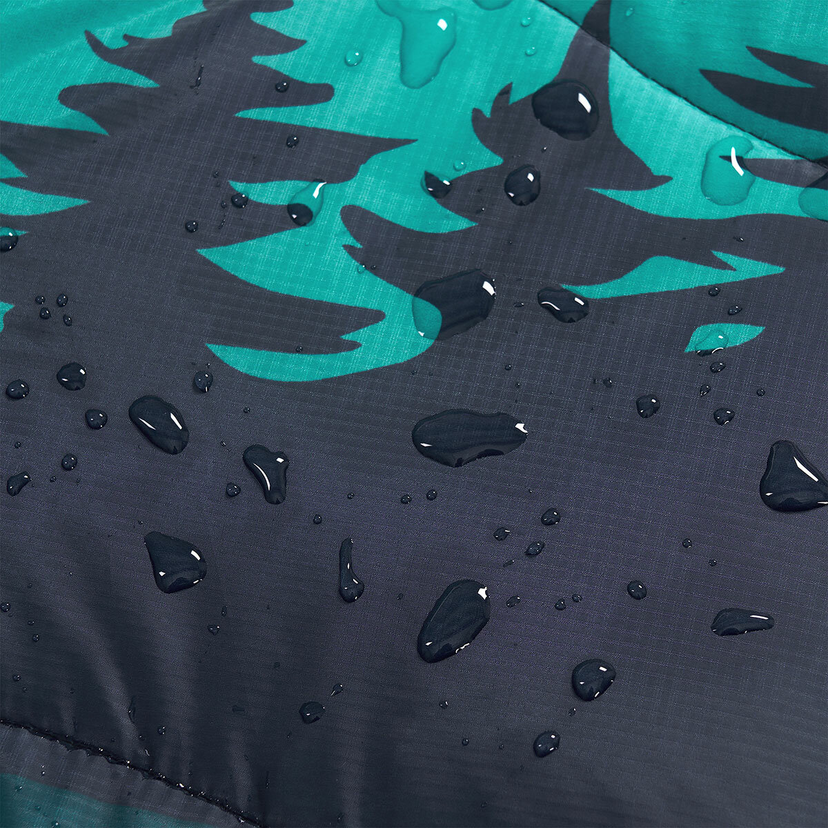 Below Zero Outdoor Wearable Blanket, Multi