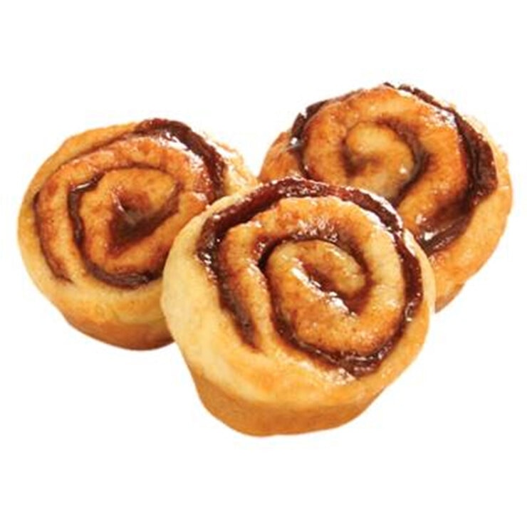 Lifestyle image of rolls on platwe