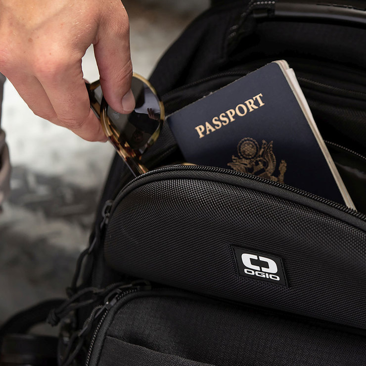 Ogio Alpha Prospect Backpack in Black Costco UK