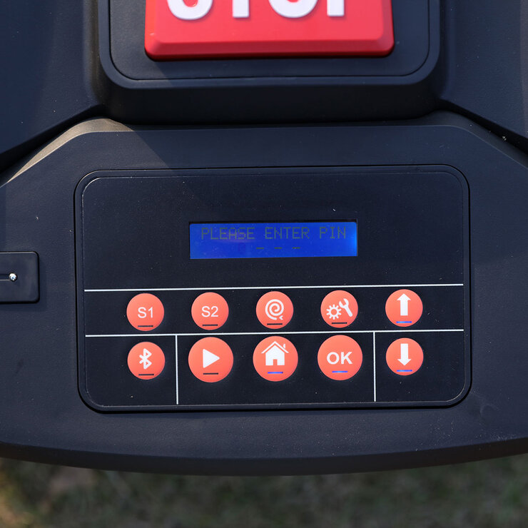 Yard Force MB800 Robotic Lawnmower + Charging Station (800m² Cutting Area)