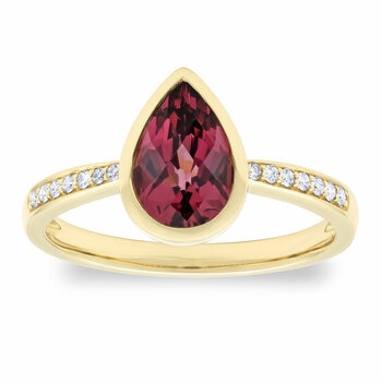 Pear Cut Garnet & 0.09ctw Diamond Ring, 18ct Yellow Gold