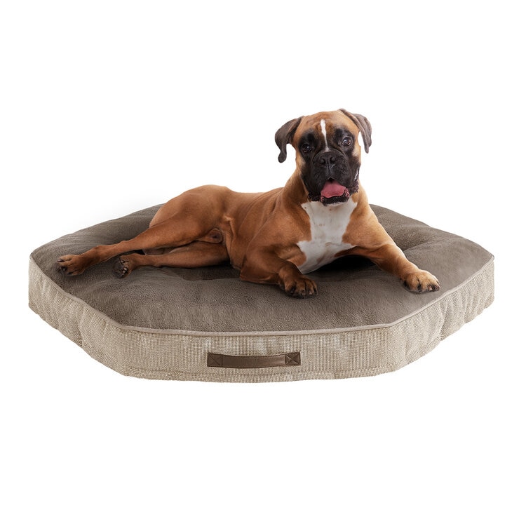 Kirkland Signature Hexagon Napper Pet Bed 42" (106.7cm) in Taupe Pattern Kirkland Signature Hexagon Napper Pet Bed 42" (106.7cm) in Taupe Pattern