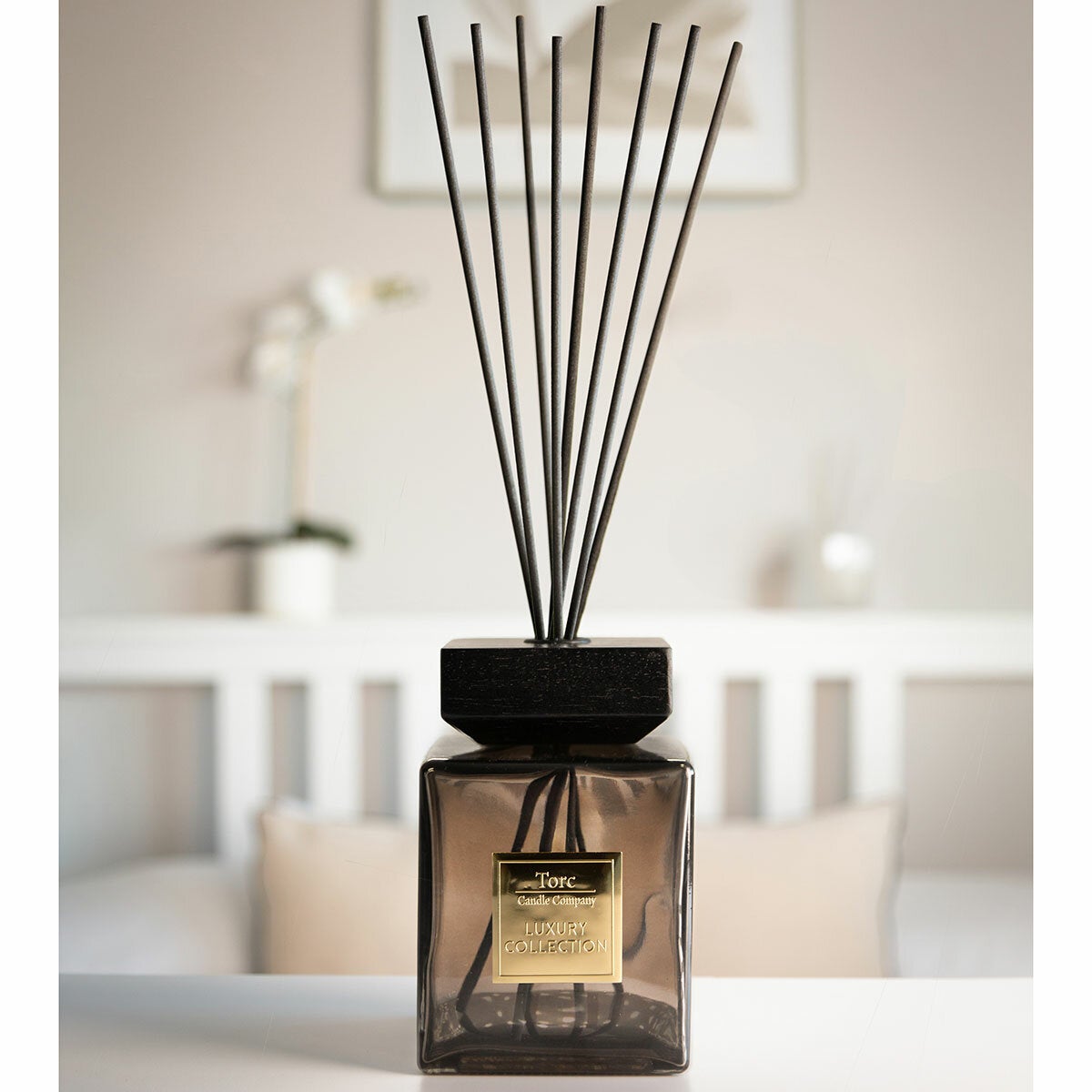 Torc Diffuser, 900ml in White Oud & Tonka