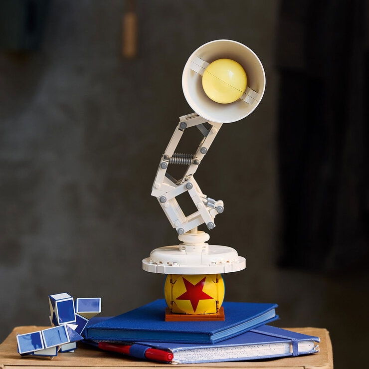 LEGO Disney Pixar Lamp - Model 21357 (18+ Years)