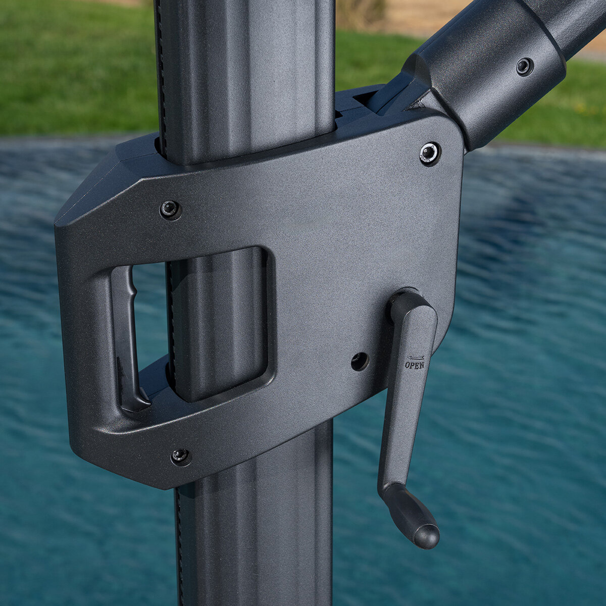 Handle