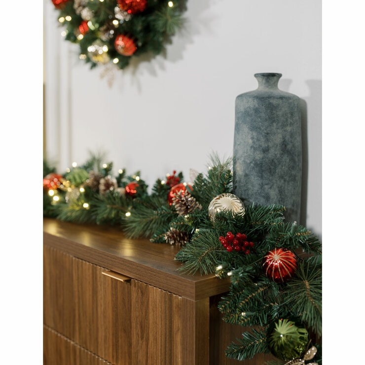 9 ft Pre-lit Christmas Artificial Garland With Twinkling LED Lights