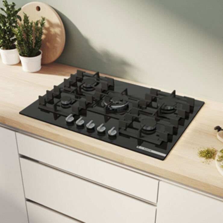 Bosch Series 6 PPQ7A6I40, Tempered Glass 75cm Gas Hob in Black