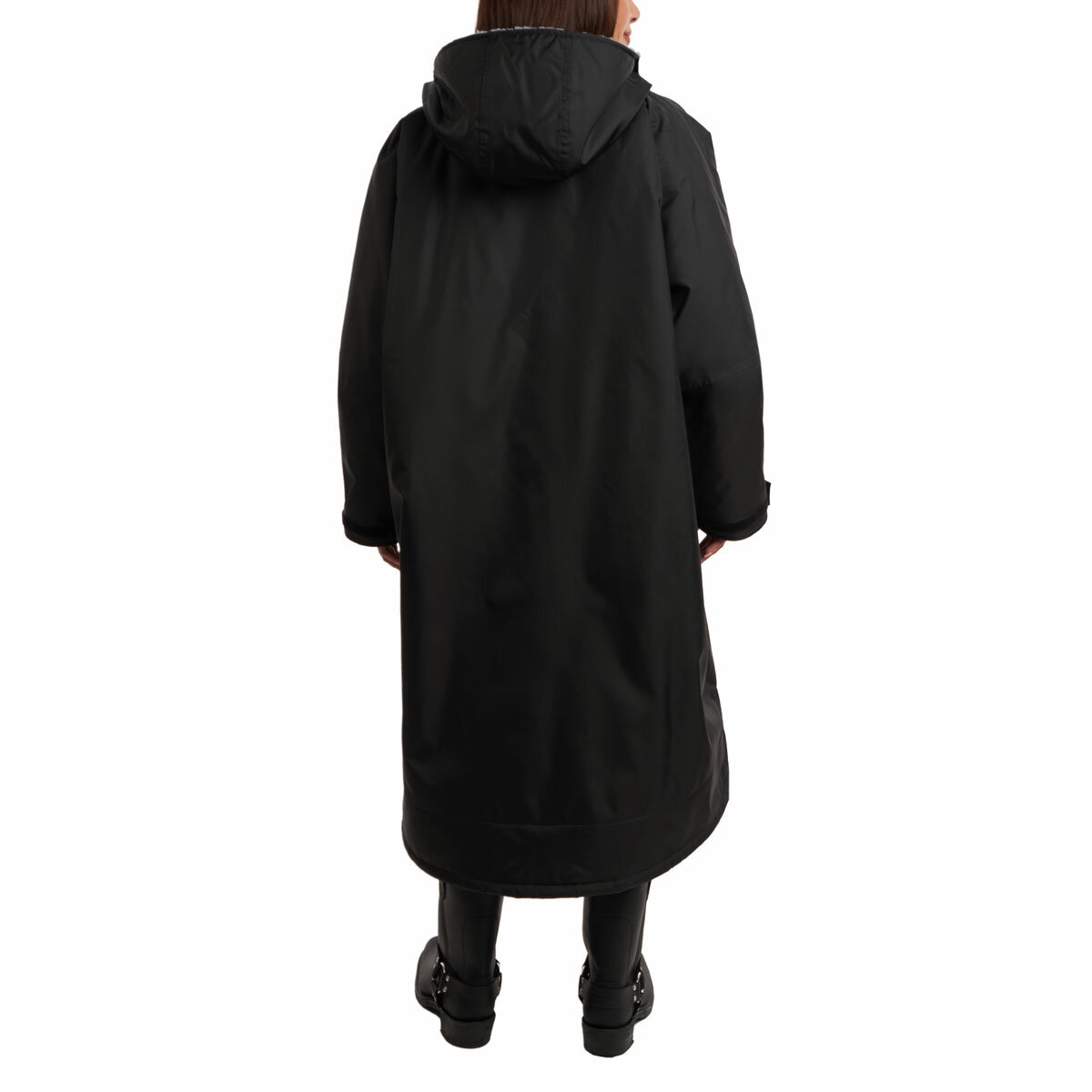 Glacier Unisex Outdoor Robe in Black