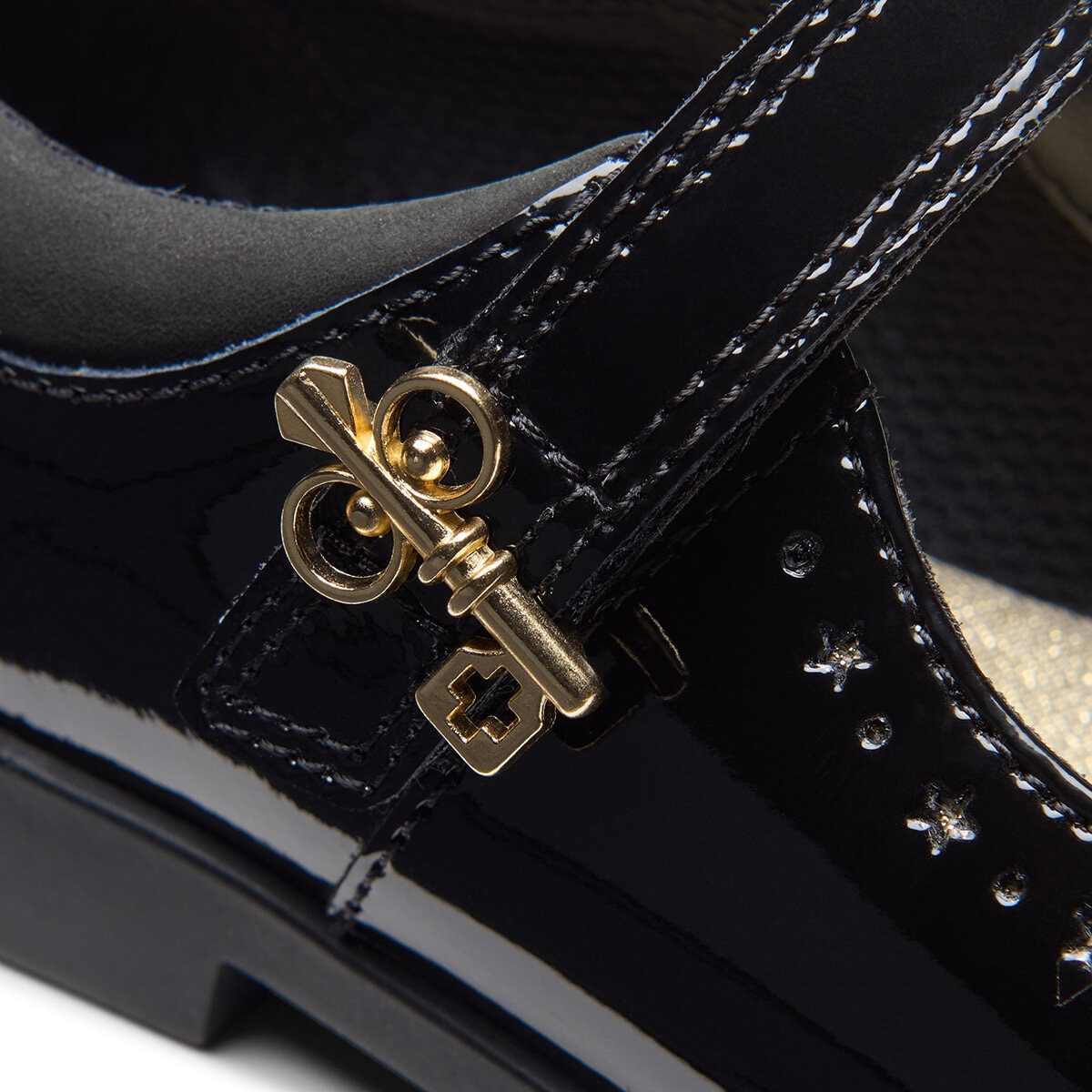 Clarks Kids Lock Magic Black Patent Shoes Clarks Kids Lock Magic Black Patent Shoes