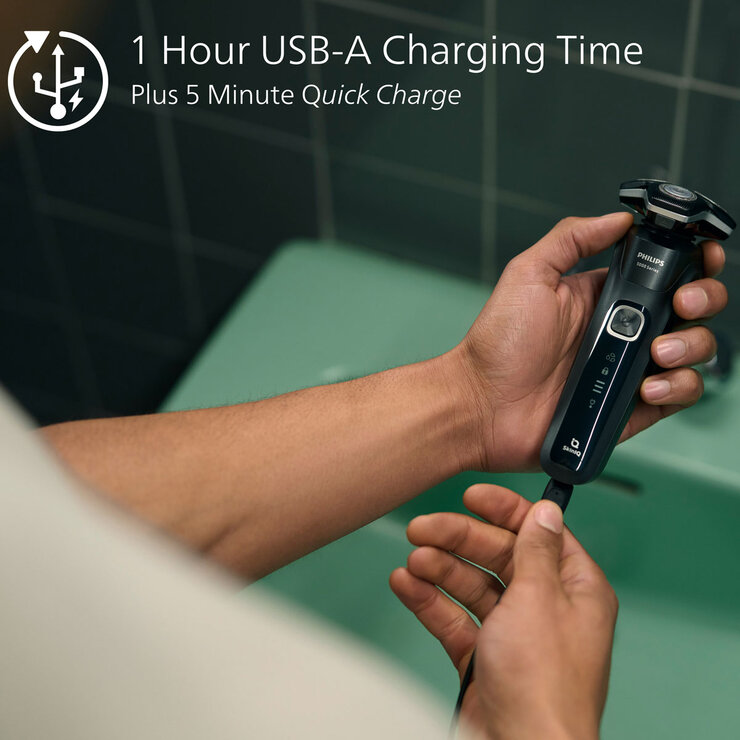 Lifestyle Image of Philips shaver