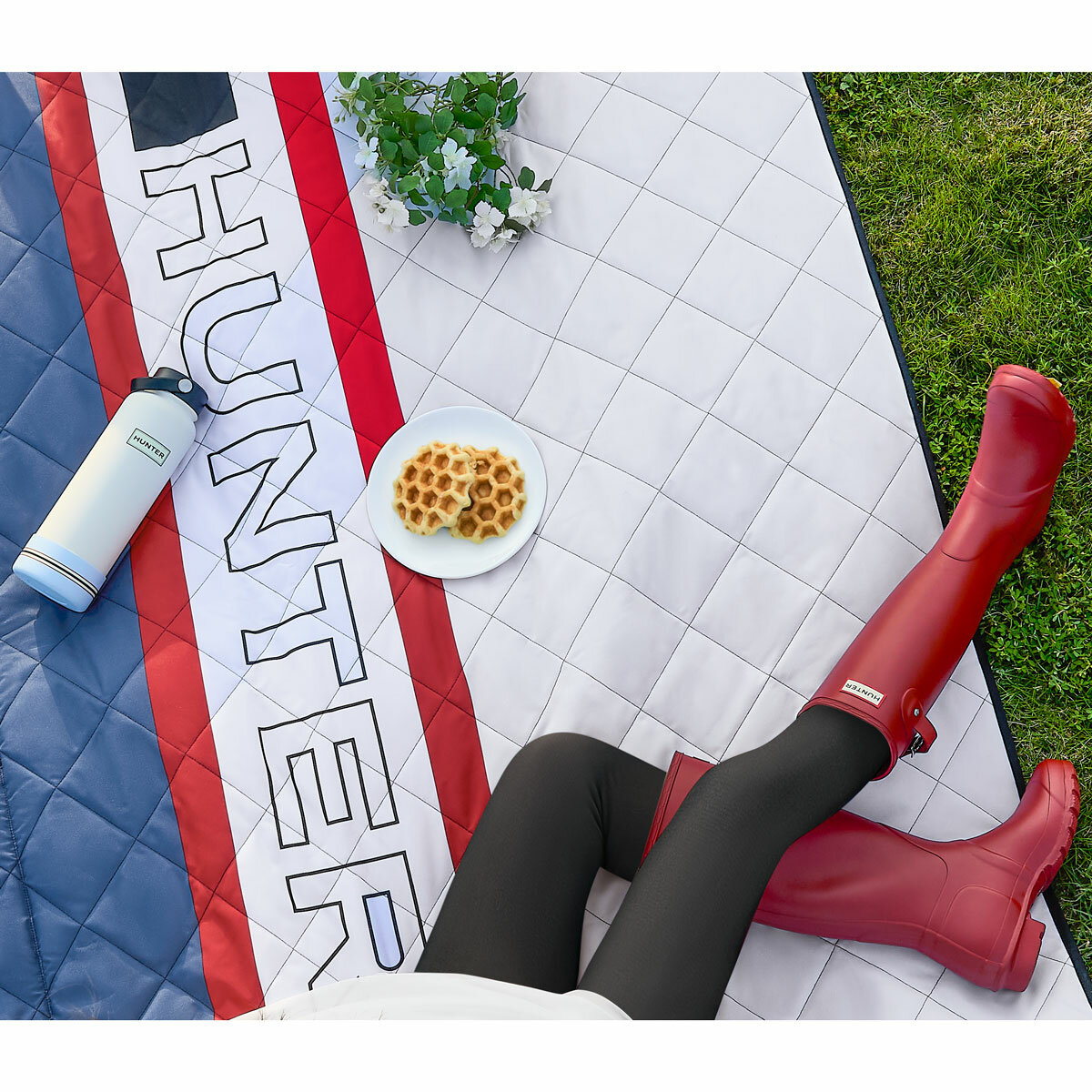 Hunter Original Outdoor Picnic Blanket Hunter Original Outdoor Picnic Blanket