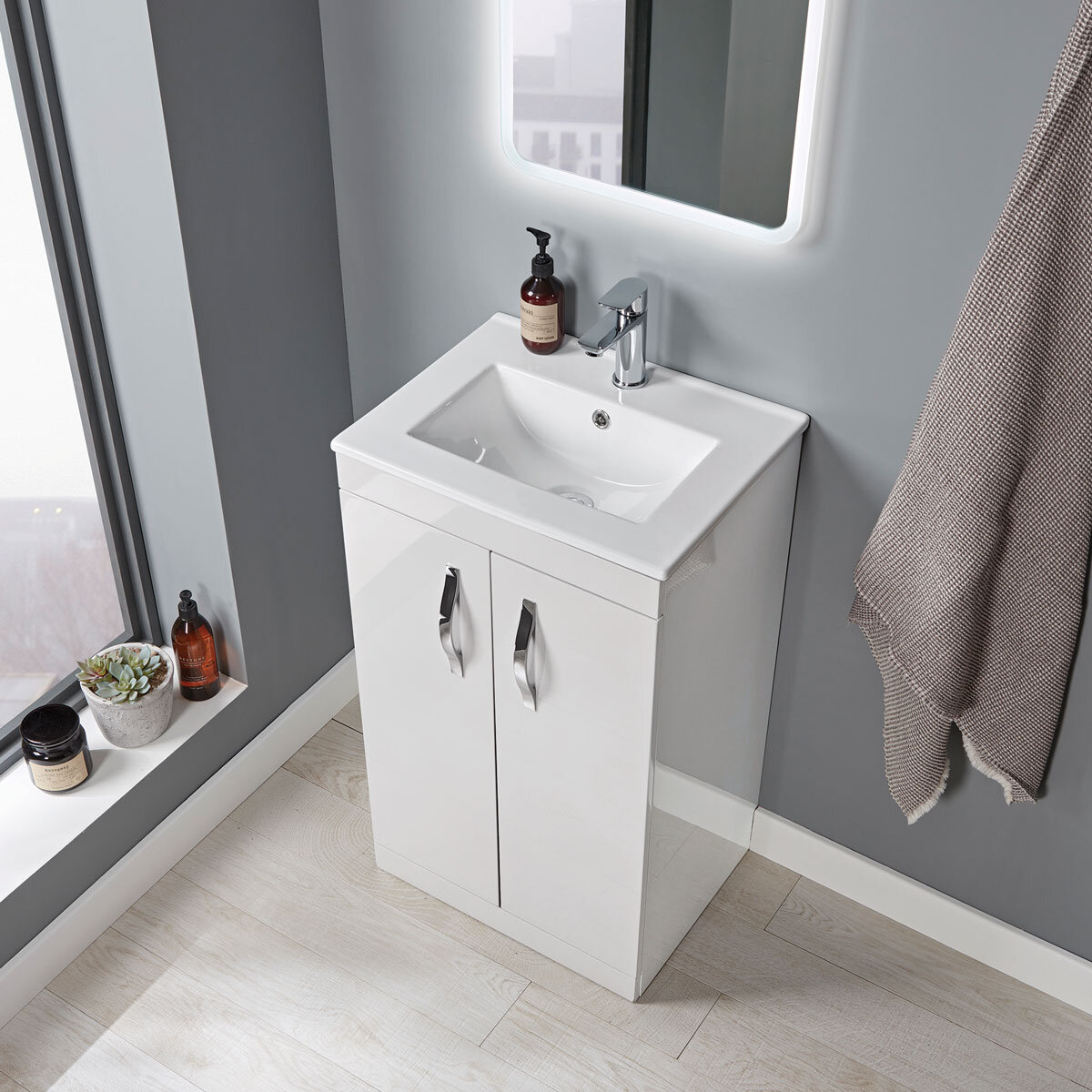 Tavistock Vesta Floor Mount unit with Basin in white at costco.co.uk