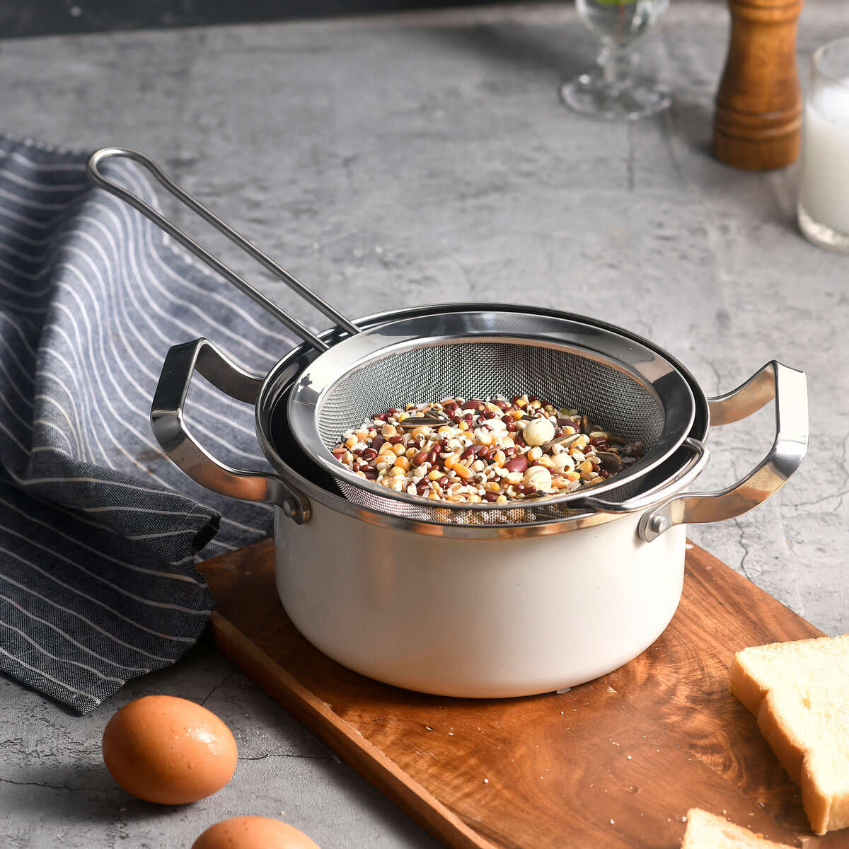 MIU Stainless Steel Mesh Strainer, 3 Piece Set MIU Stainless Steel Mesh Strainer, 3 Piece Set