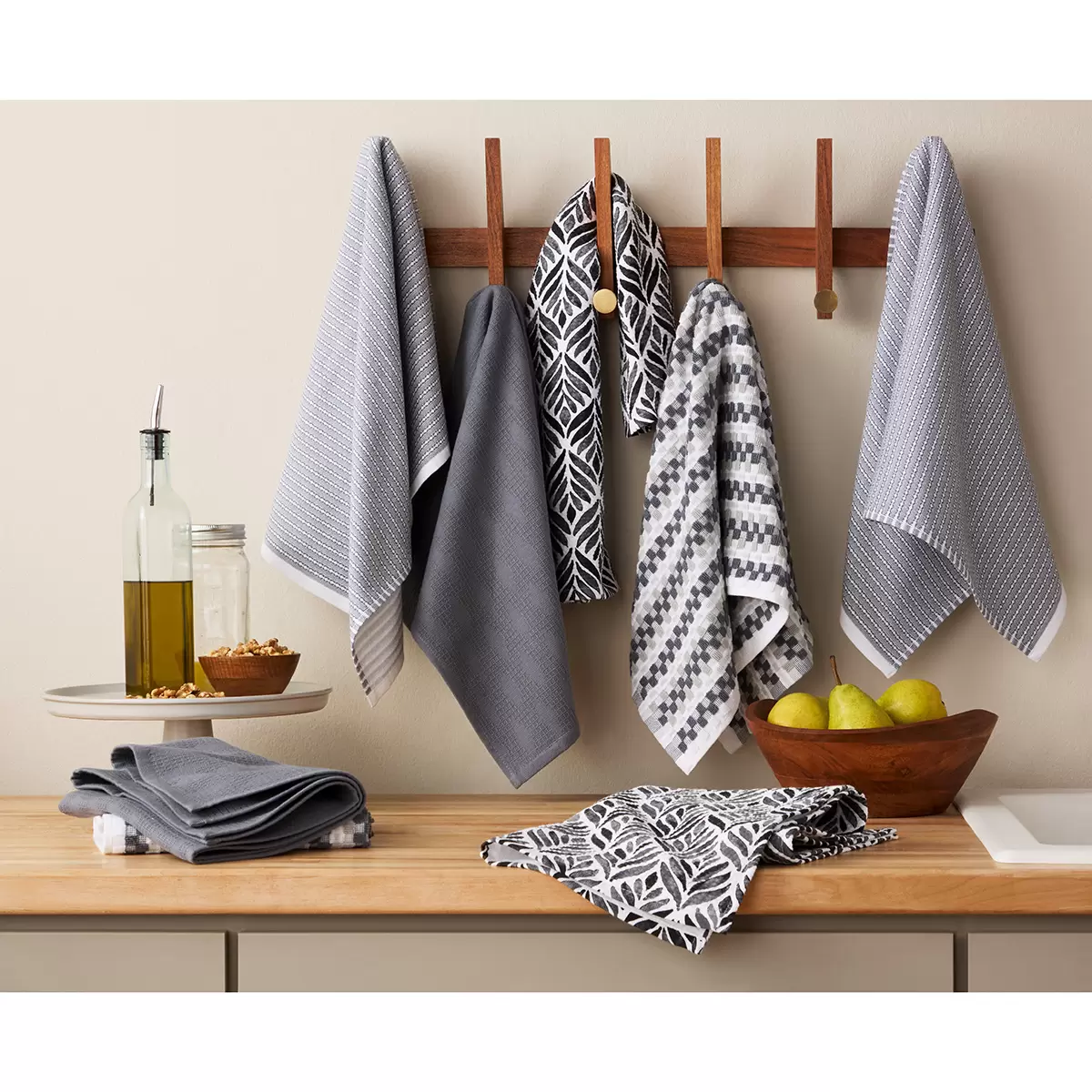 KitchenAid Printed Kitchen Towels Set 8 Pack in 3 Colours - Picture 10 of 21