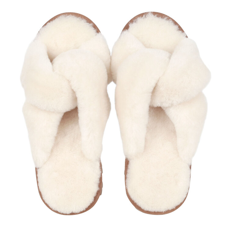 Kirkland Signature Ladies Shearling Slider Slipper in Tan
