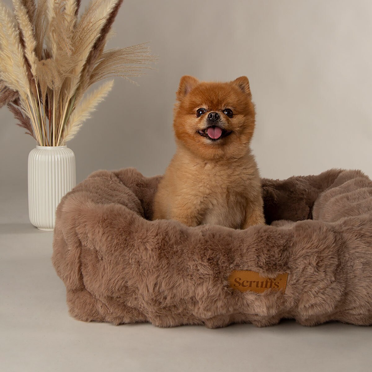 Scruffs Alpine Box Medium Pet Bed 60 x 50cm in Taupe