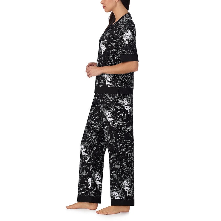 Room Service Ladies Notch Collar Pyjama Set in Black