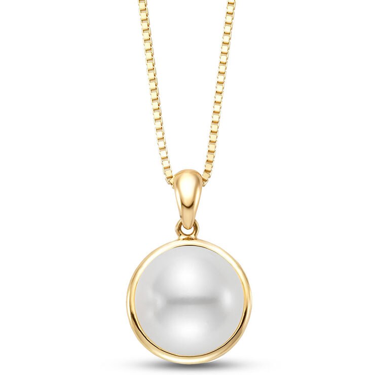 yellow gold pearl necklace