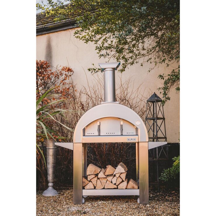 Front facing image of pizza oven Front facing image of pizza oven