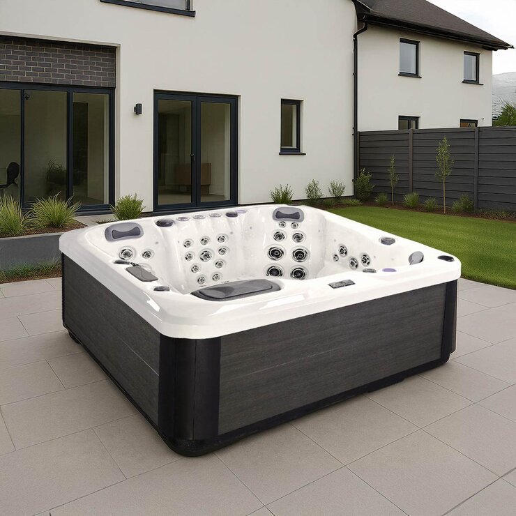 The Wellness Co Relax 4 79-Jet 6 Person Hot Tub - Delivered and Installed