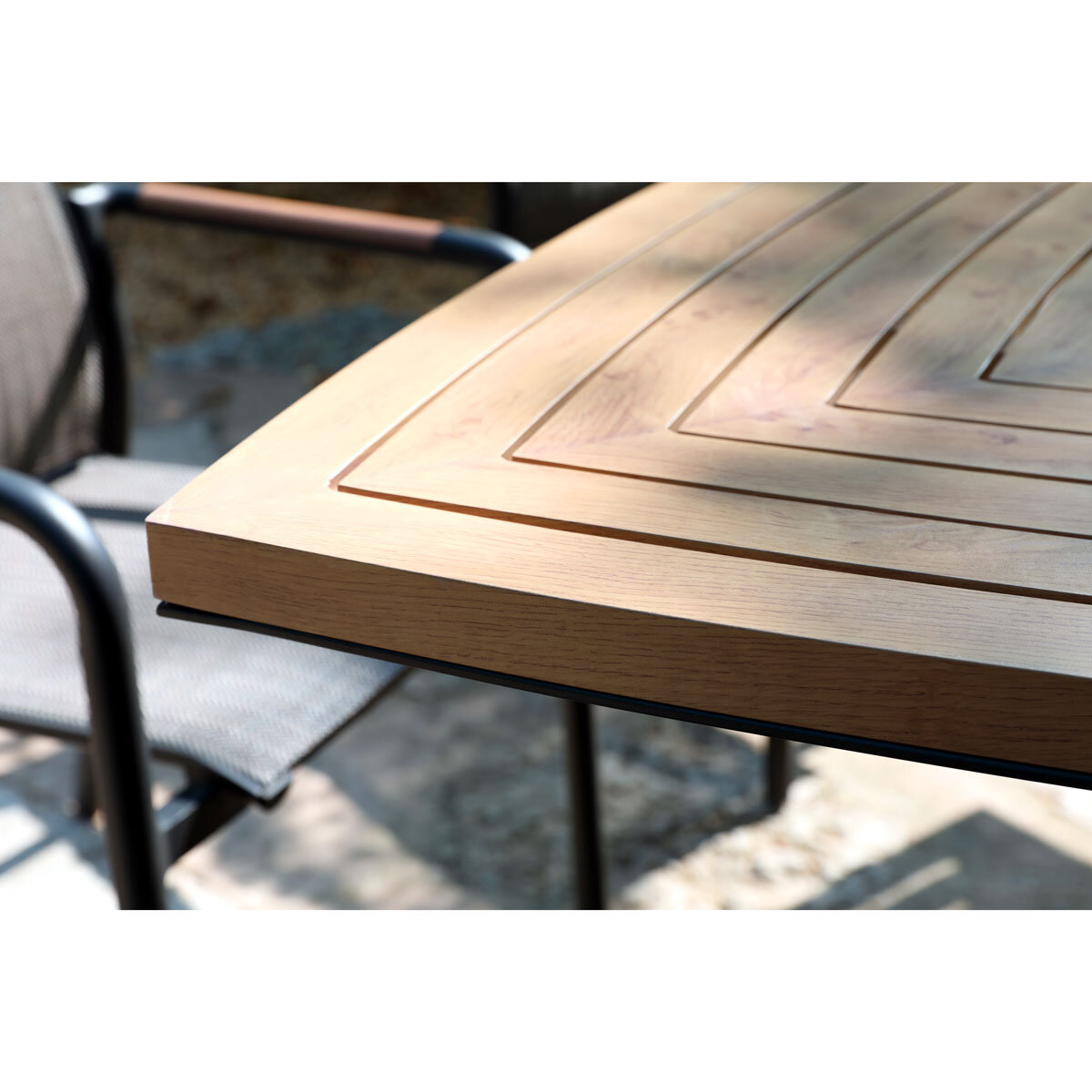 Table close-up