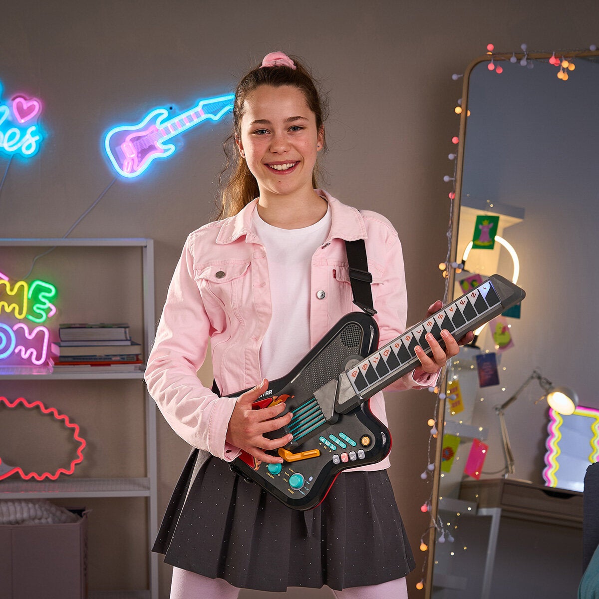 VTech Kidi® Guitar Superstar (5+ Years) VTech Kidi® Guitar Superstar (5+ Years)