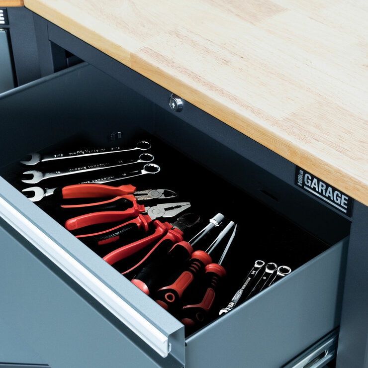 Hilka Garage Bundle 16 piece Corner & Cabinet Storage Set