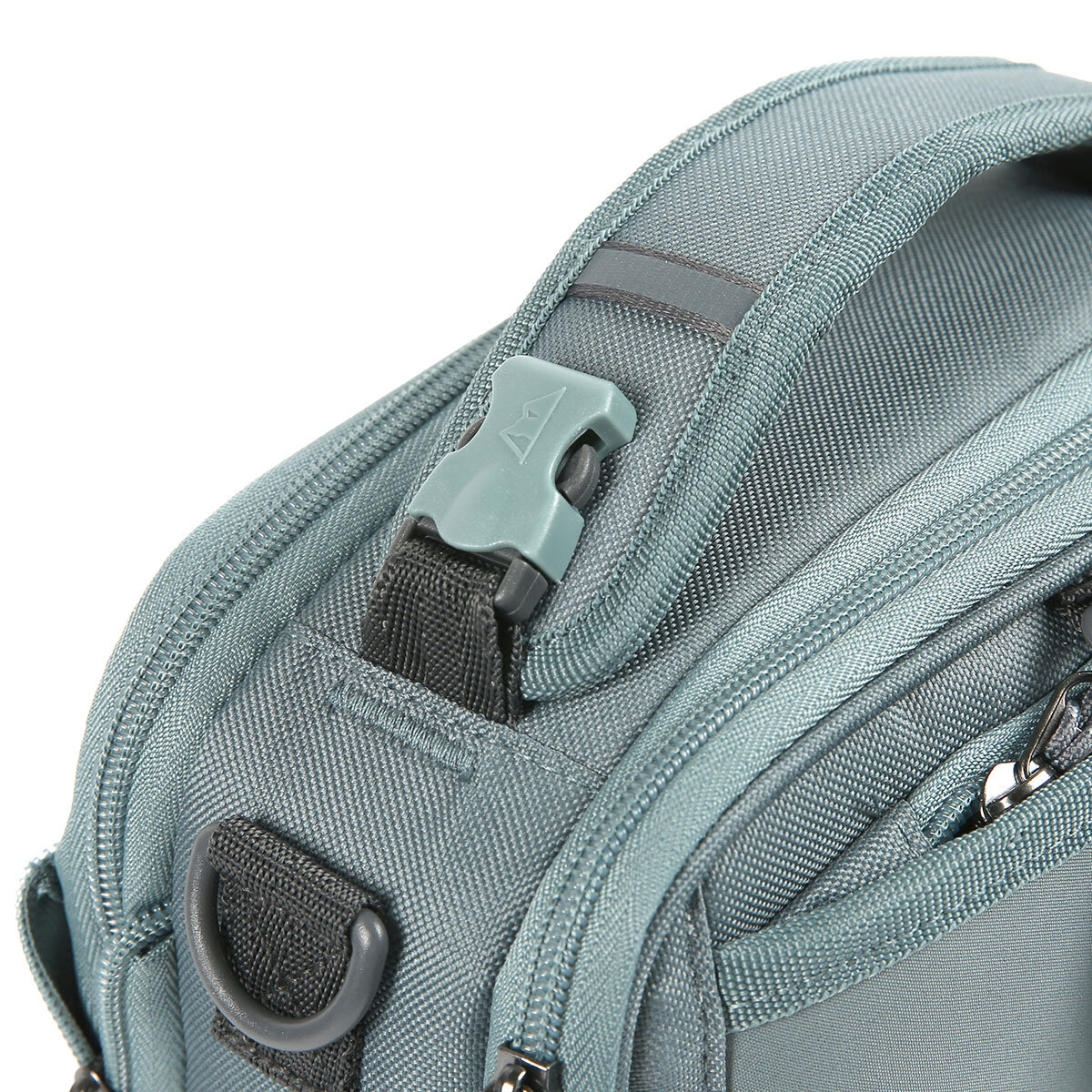Titan Expandable Lunchbox with Ice Walls in Grey