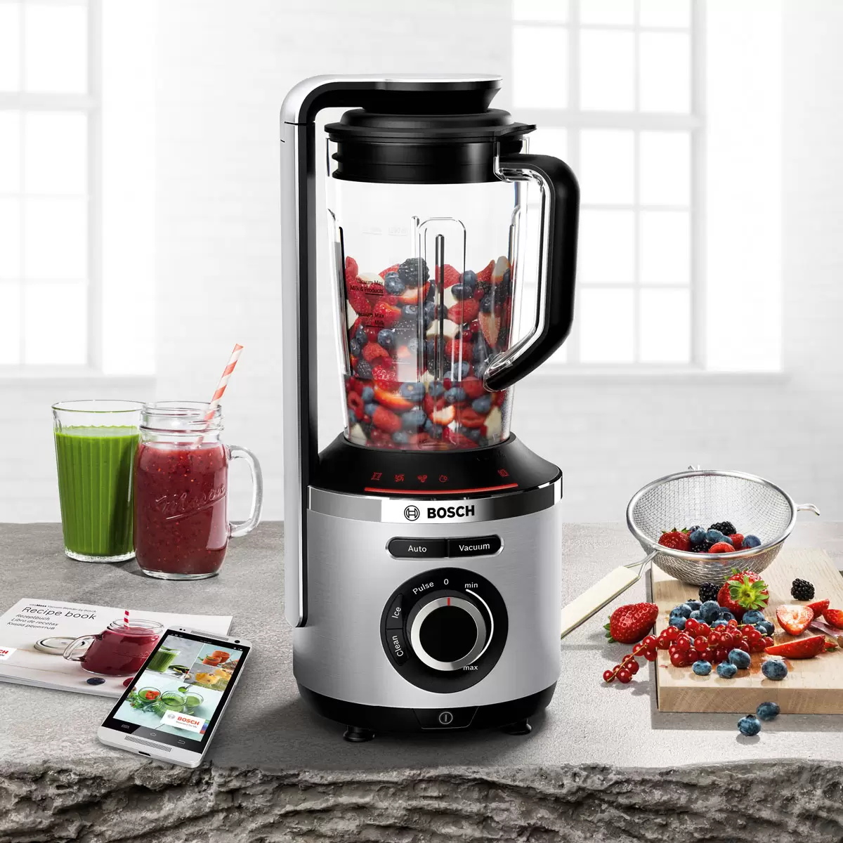 Bosch VitaPower Serie 8 Vacuum Blender with Storage Set, MMBV625M