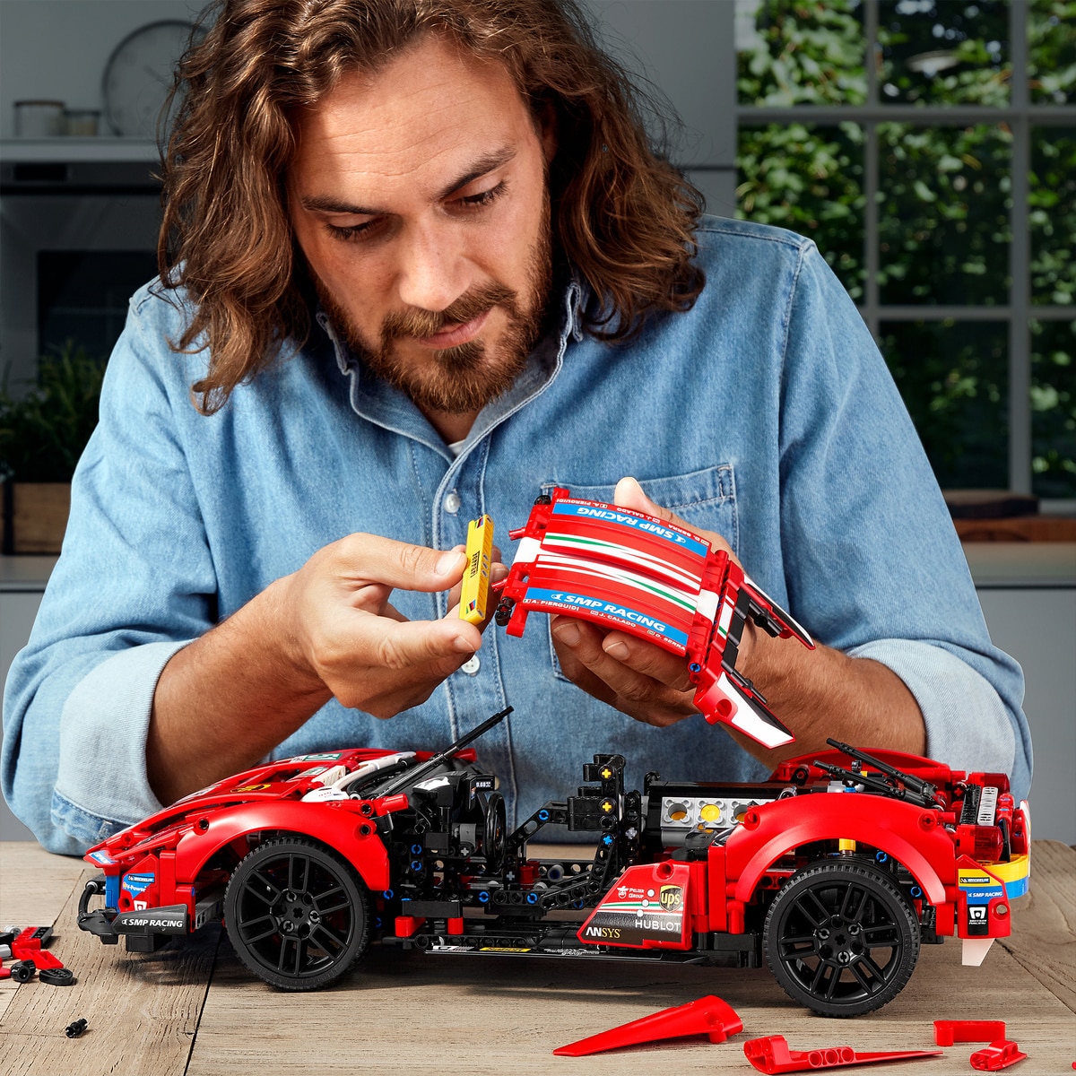 LEGO Technic Ferrari 488 GTE AF Corse #51- Model 42125 (18+ Years)