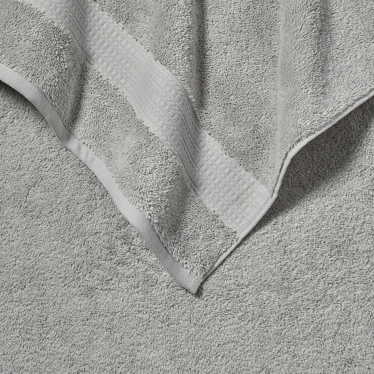Grandeur 100% hygro cotton towel in Harbour Mist grey Grandeur 100% hygro cotton towel in Harbour Mist grey