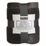 Kirkland Signature Grey Queen Plush Blanket, 248 x 223 cm