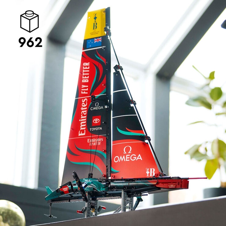 Lego Technic Emirates Team New Zealand AC75 Yacht Item Image Lego Technic Emirates Team New Zealand AC75 Yacht Item Image