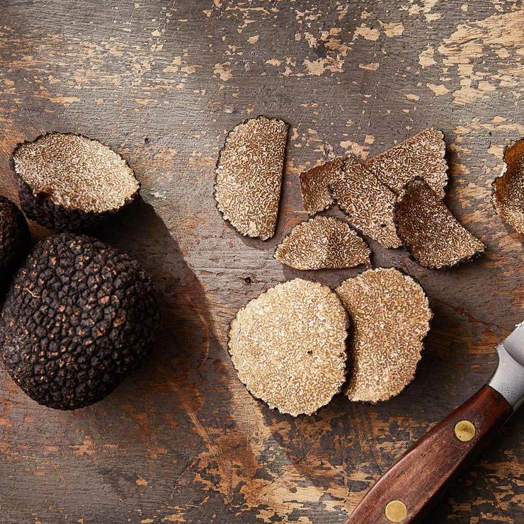 Truffle Hunter Fresh Black Autumn Truffles (Tuber Uncinatum), 30g ...