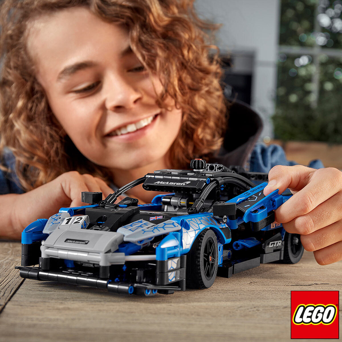 LEGO Technic McLaren Senna GTR - Model 42123 (10+ Years)