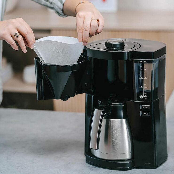 Lifestyle image of Melitta LOOK V therm Coffee Maker with coffee filter paper inserted