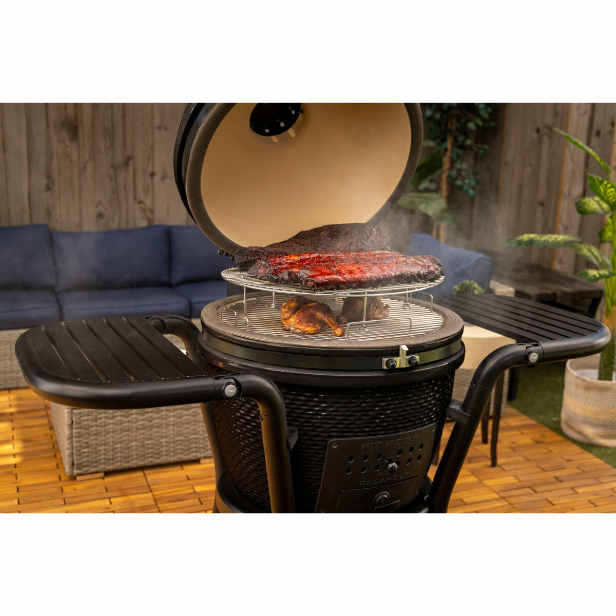 Pit Boss 24” (60 cm) Ceramic Kamado Charcoal Barbecue Grill + Cover in Black