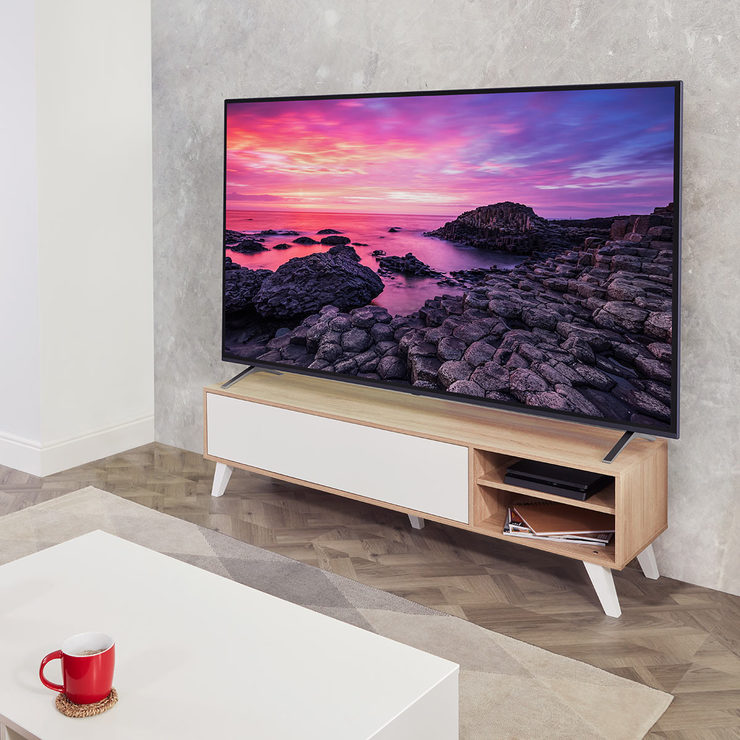 LG のこの 75 インチ 4K テレビが 980 ドルから 647 ドルに値下げされました