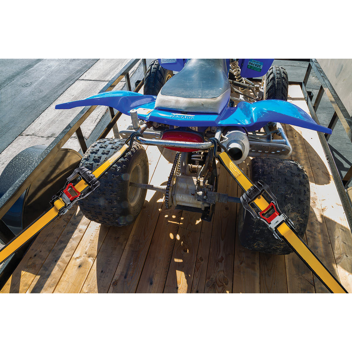 CAT® Heavy Duty Ratcheting Tie Down Straps 1.5" x 16ft, 1362kg (4 Pack