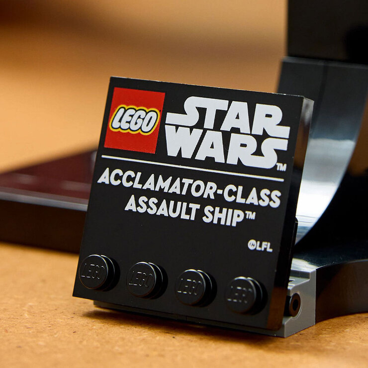 LEGO Star Wars Acclamator-Class Assault Ship - Model 75404 (18+ Years)